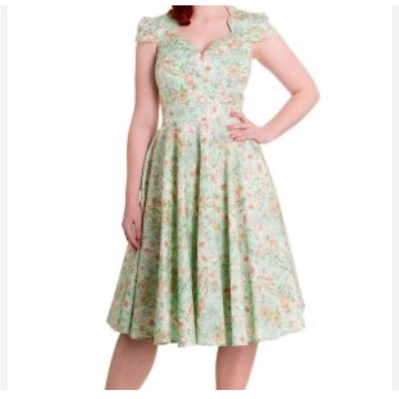 Hell Bunny CAMILLE Vintage V-NECK Kurzarm SMOK A-Linie 50s DRESS Kleid